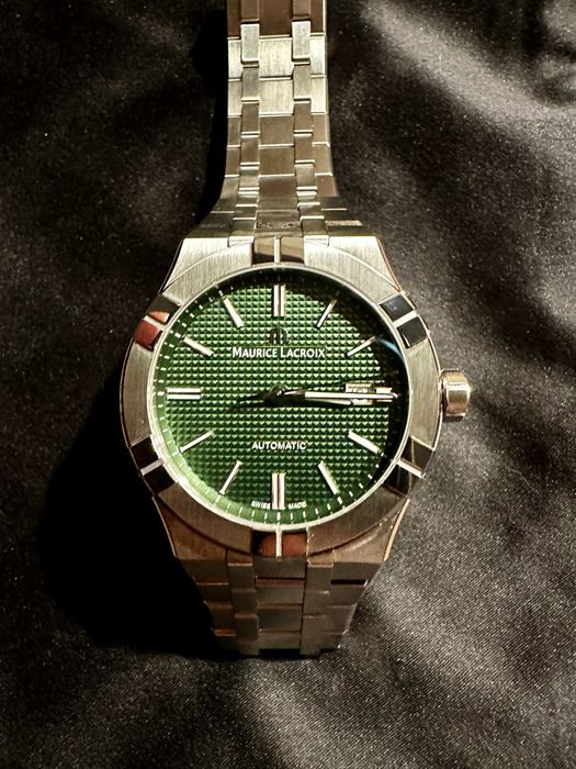Часовник Maurice Lacroix Aikon Automatic 42mm