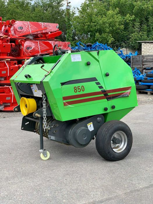 Мини пресс-подборщик YK850 Китай