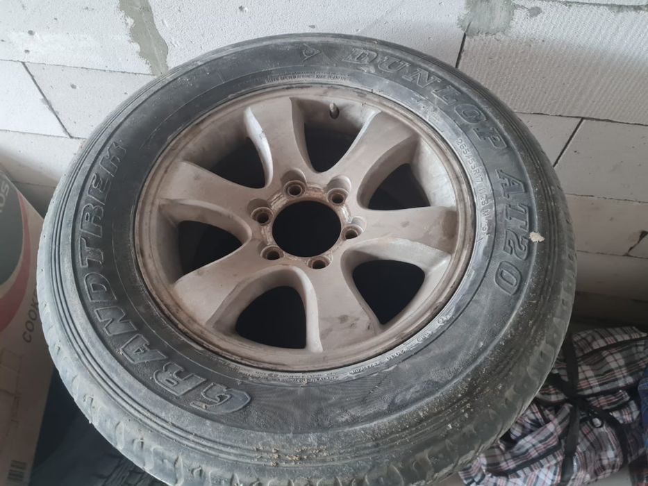 Шины запаска R17 265/65 продается