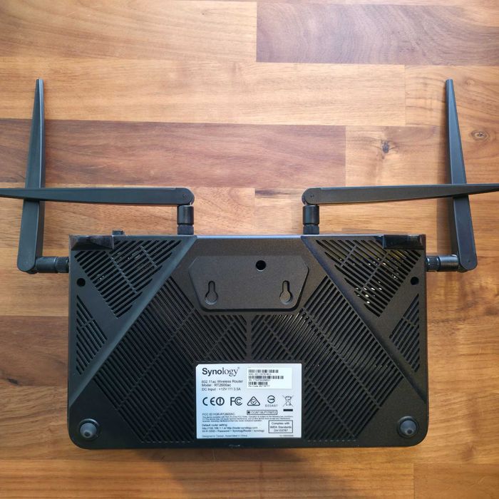 Pachet Routere Synology RT2600ac + MR2200ac