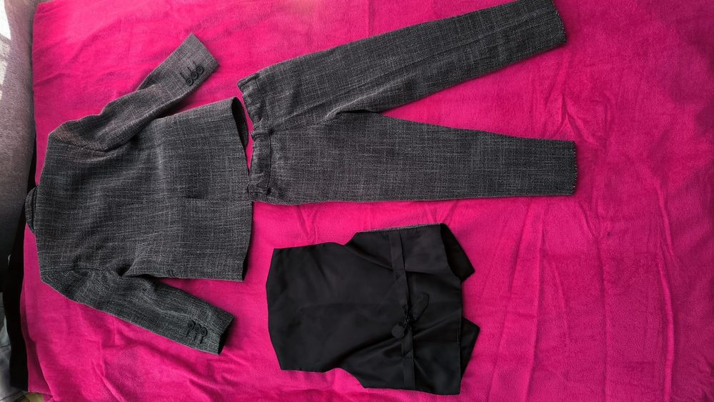 Costum elegant pentru copii