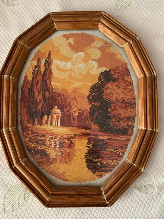 Гоблени, два броя