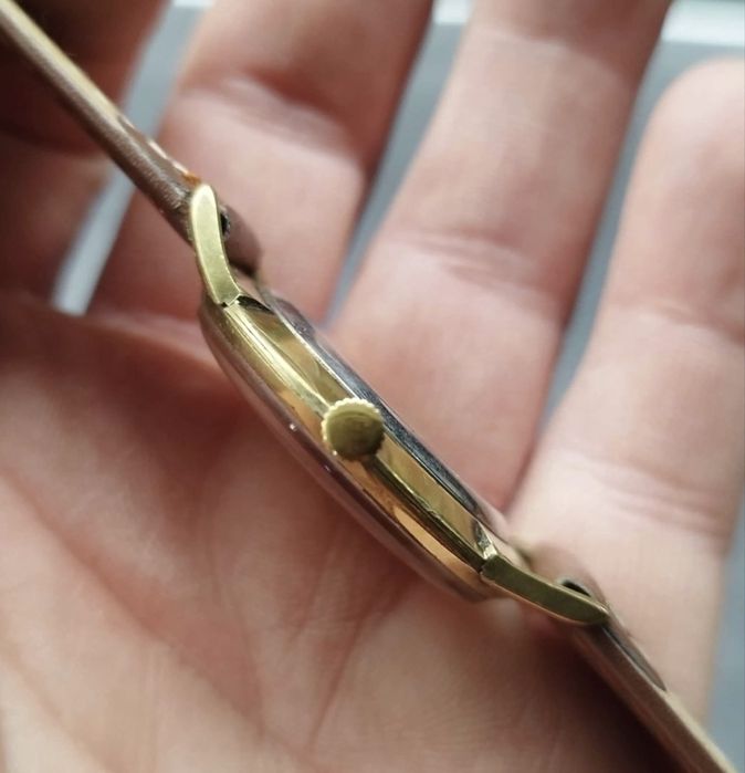 Красивые старинные мужские часы Cornavin Geneve Швейцарские