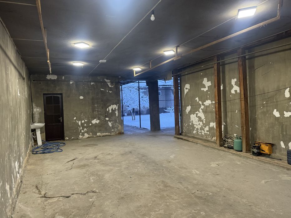 Shayxontohur tumanida 4.8sotix yer uchastkasi sotiladi