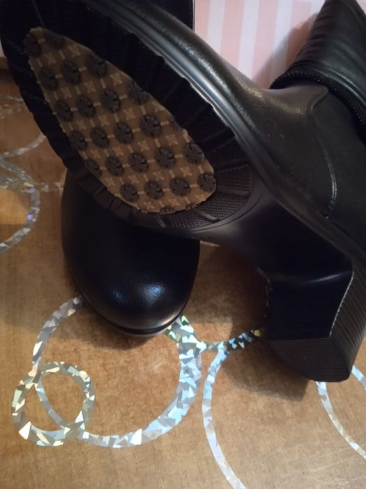 Зимние сапоги. Новые