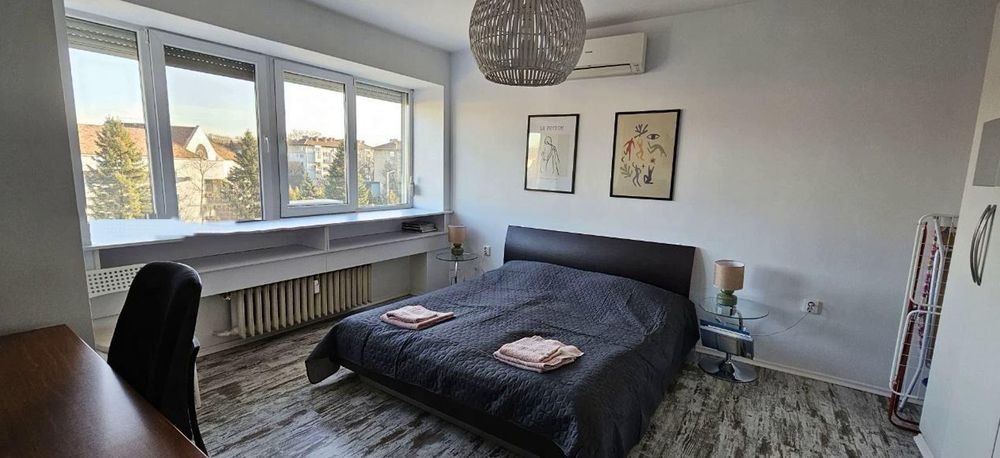 Дава се под наем Двустаен апартамент в София, Яворов - 43 кв.м за 598.23 € - Снимка #1