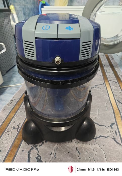 Пылесос с акво фильтром