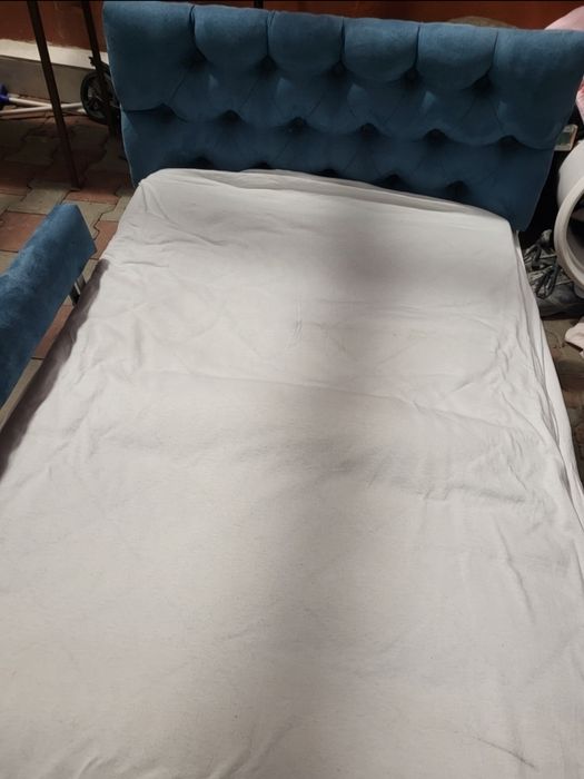 Pat tapitat 1 persoana albastru