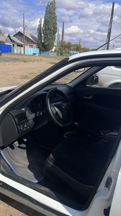 Продам приору 2 люкс