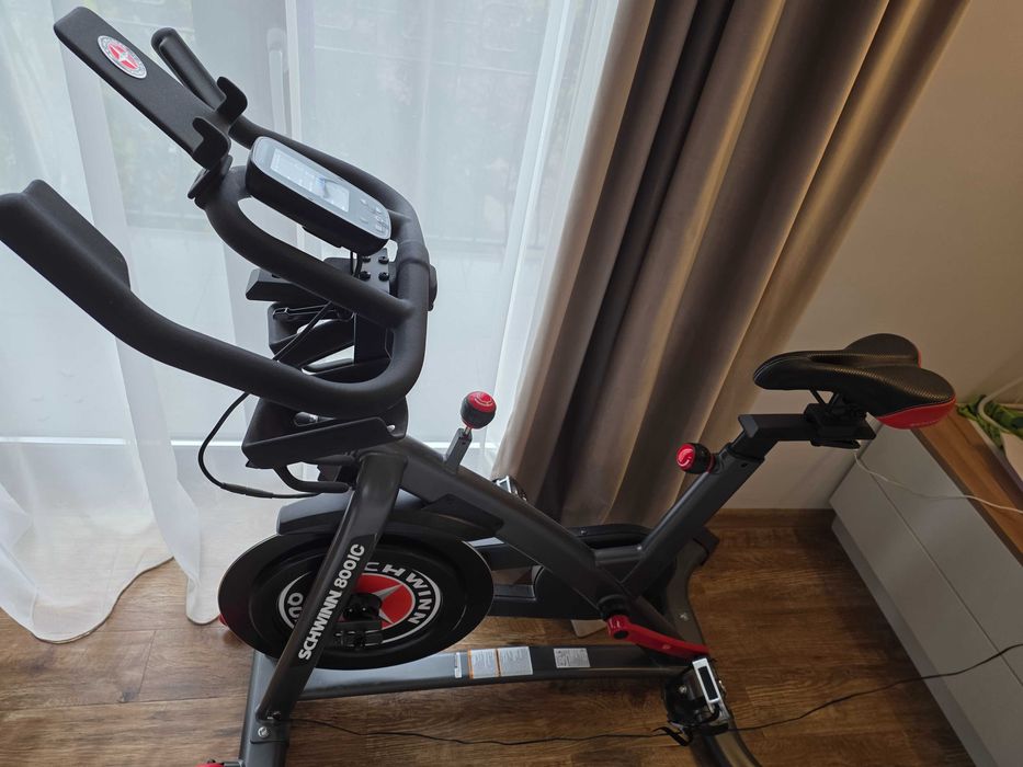 Bicicleta spinning Schwinn 800IC (IC8) ca noua, sub 300km