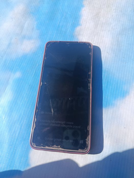 Poco x3 pro sotiladi arzonga berib yuboraman