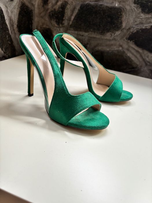 Дамски обувки на ток