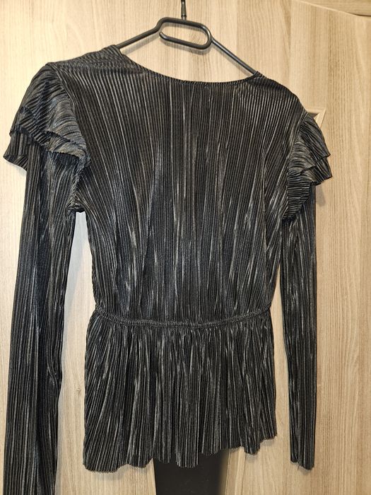 Bluza dama Zara, model deosebit, masura s/m