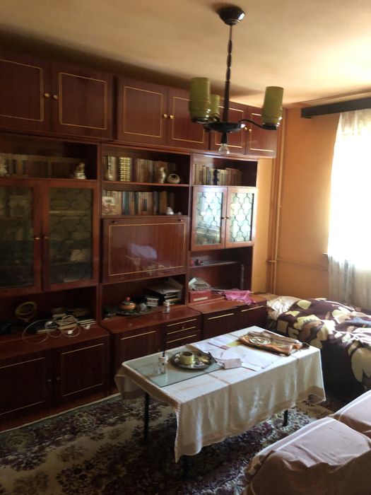 Vand apartament 3 camere Deva zona centrala 75 mp