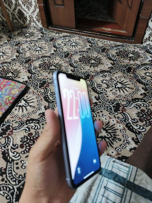 Iphone 11 sotuvda