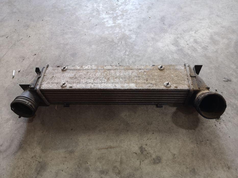 Radiator intercooler 3.0 diesel bmw seria 3 e90 e91 e92 e93 lci 2011