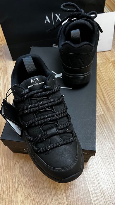 Новые кроссовки Armani exchange 43 размер
