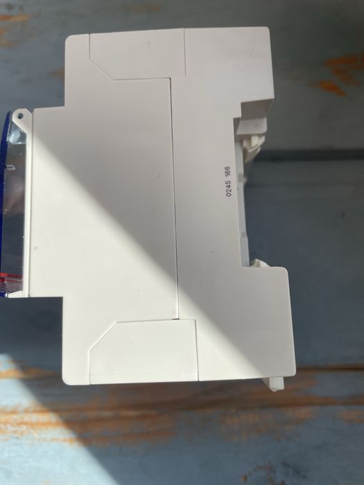 Intrerupator digital Legrand