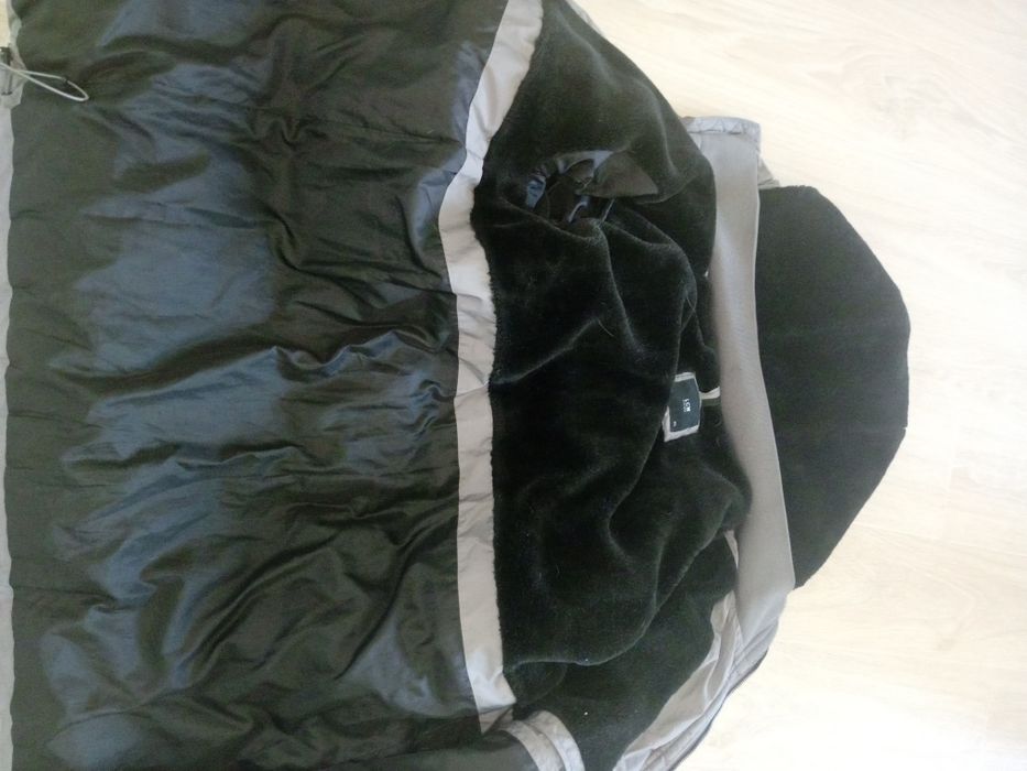 Мужская зимняя теплая куртка