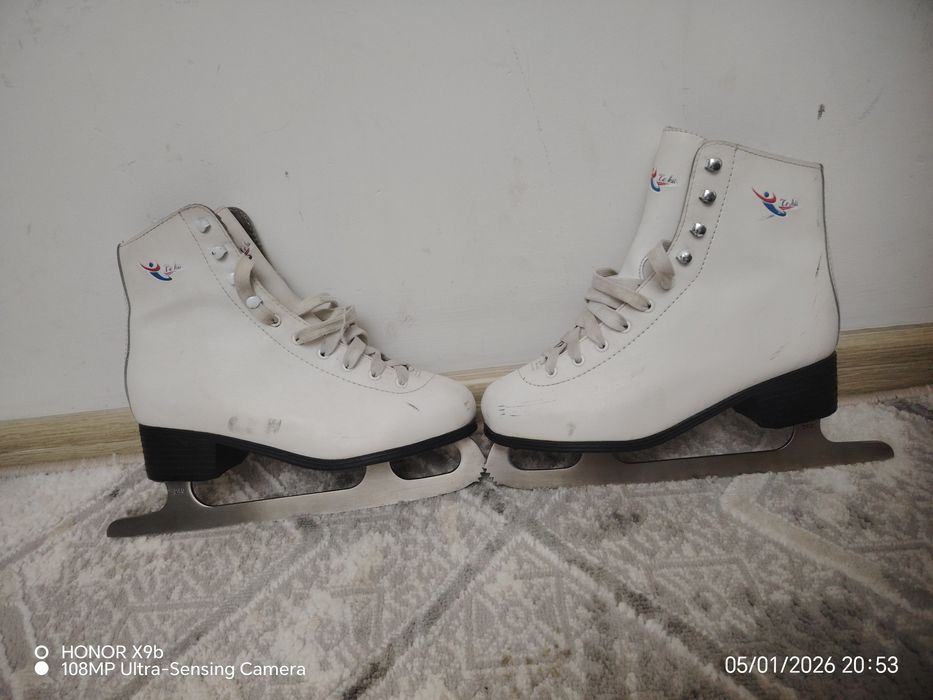 Коньки фигурные не дорого