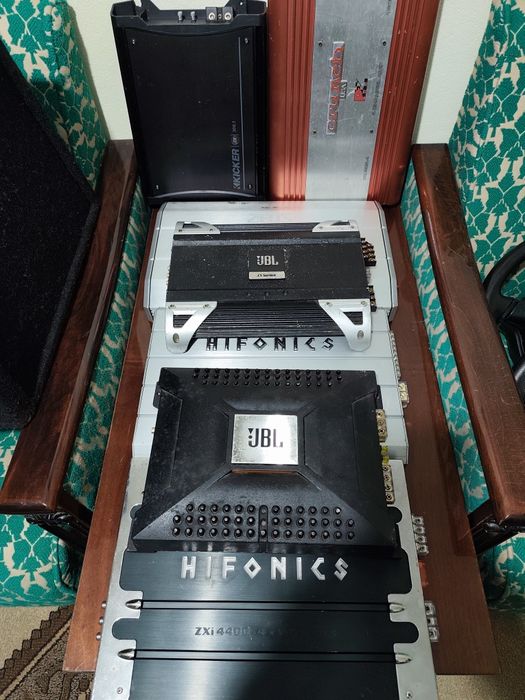 Amplificatoare auto Hifonics Crunch Kicker Jbl nu Hertz Helix Alpine