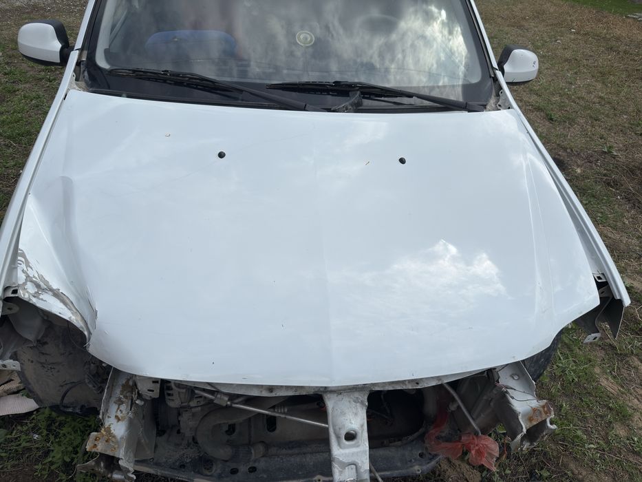 Ларгус капоты оригинал белый