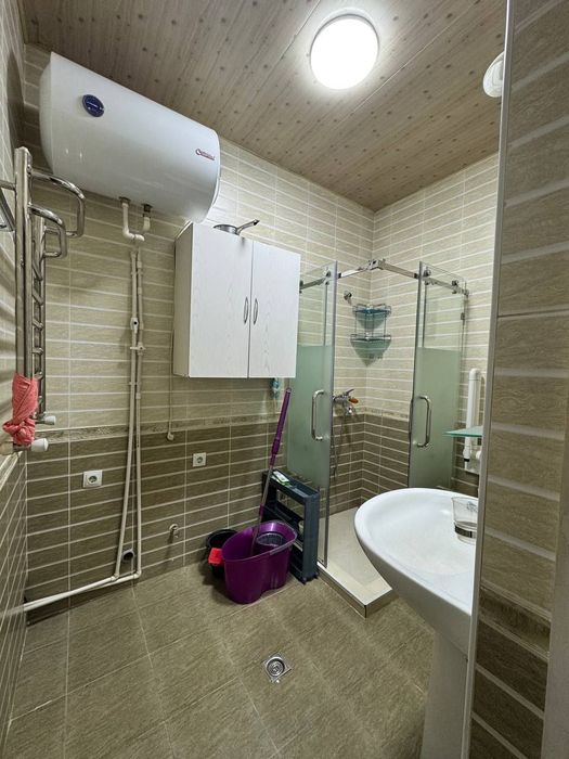 Улица.Нукус.8 роддом.Яккасарай.Сдаётся офис 3х комнат с достп 24/7