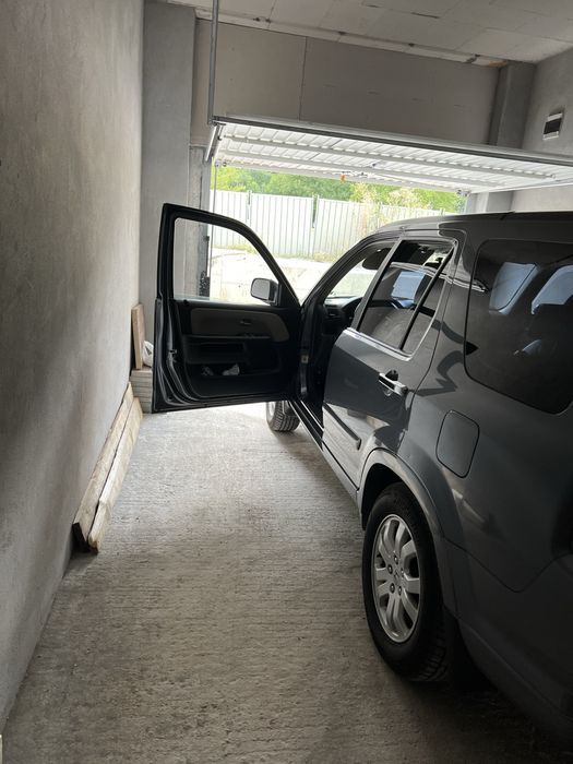 Дава се под наем Гараж / Паркомясто в София, Зона Б-5-3 - 20 кв.м за 127.5 € - Снимка #1