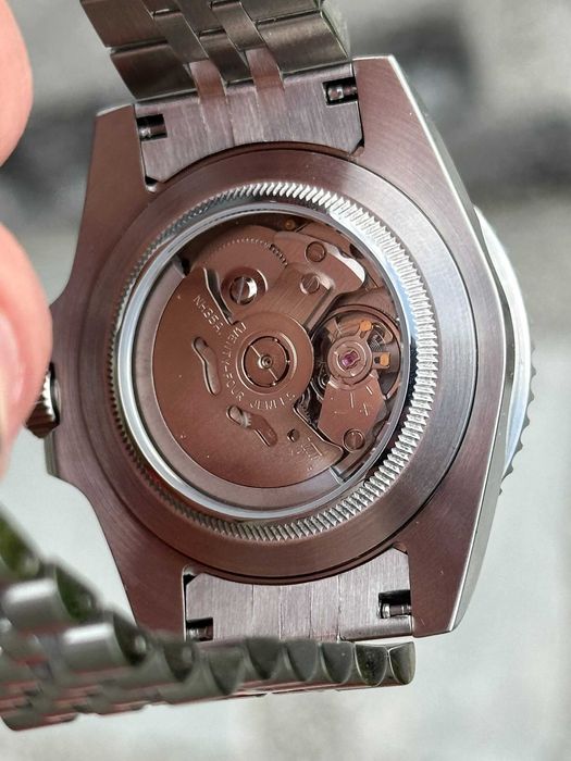 Seiko Mod Automatic GMT BRUCE WAYNE