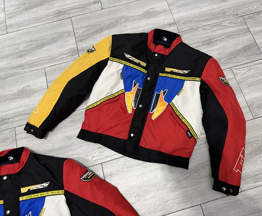 Geaca moto disponibila pentru masura M si XL