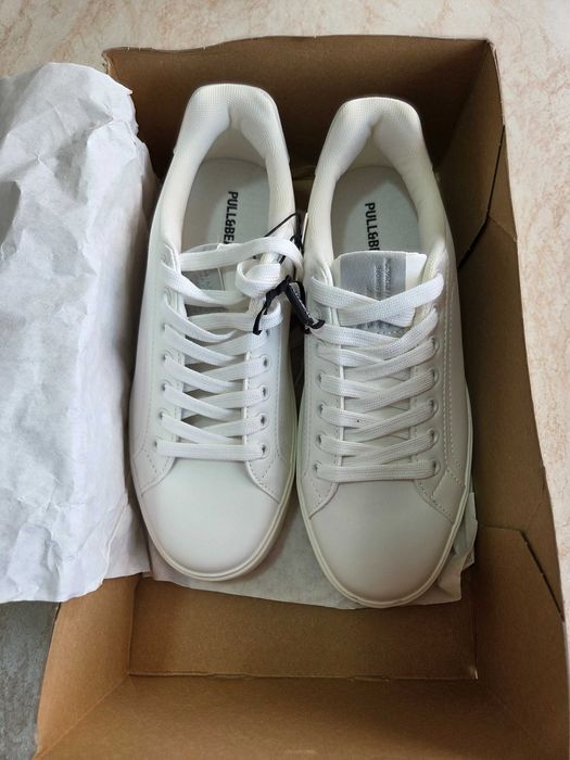 Спортни обувки PULL&BEAR