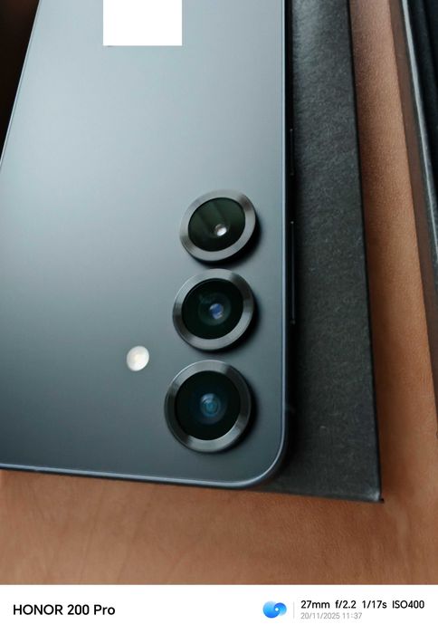 ЧИСТО НОВ - оригинален Samsung Galaxy S25 - 12GB RAM, 256GB + ПОДАРЪЦИ