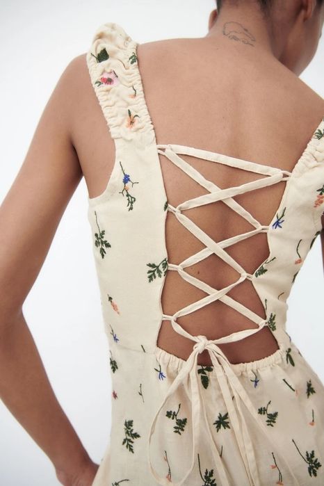 ZARA миди рокля с бродерия р-р С/М