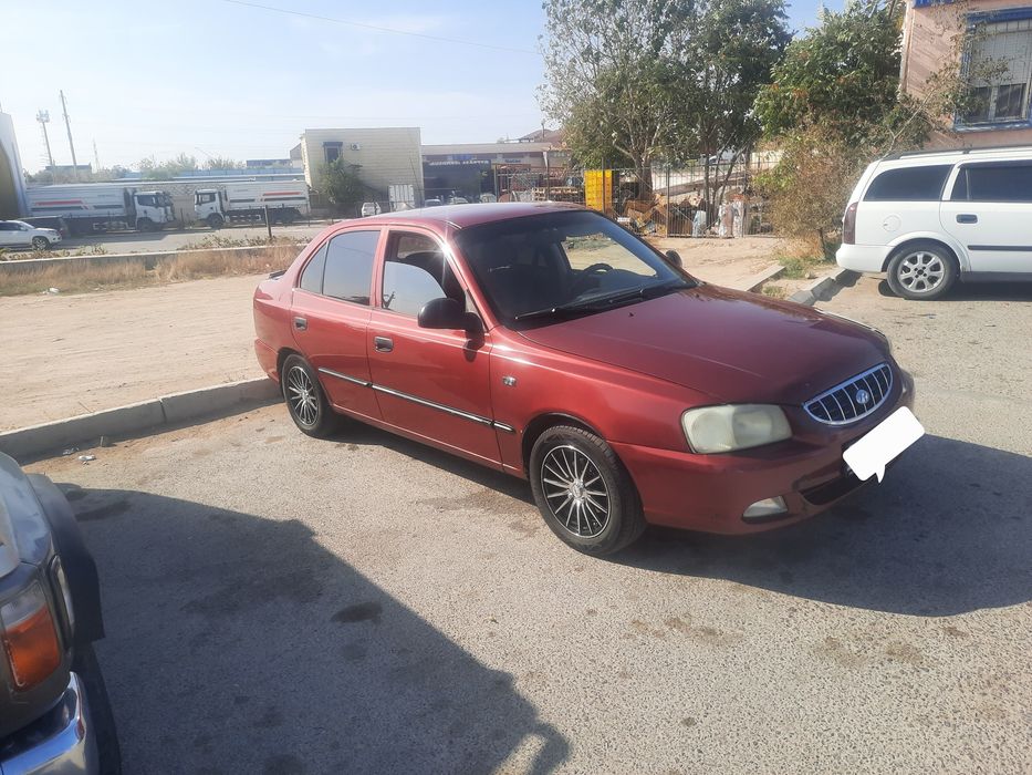 Автомобиль хундай
