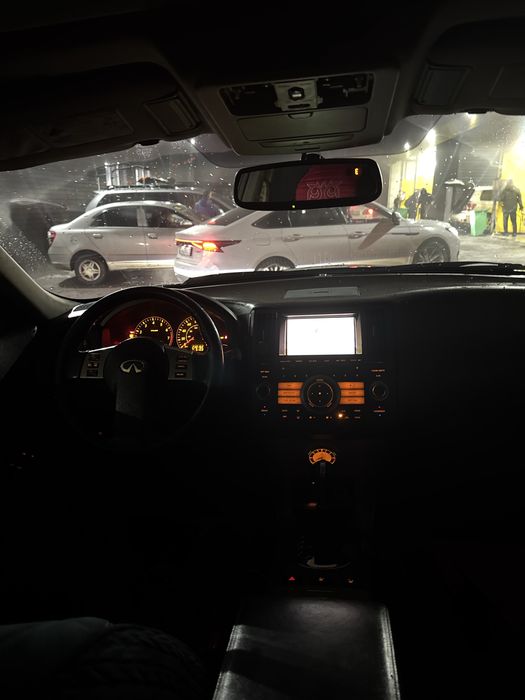 продам infiniti fx35