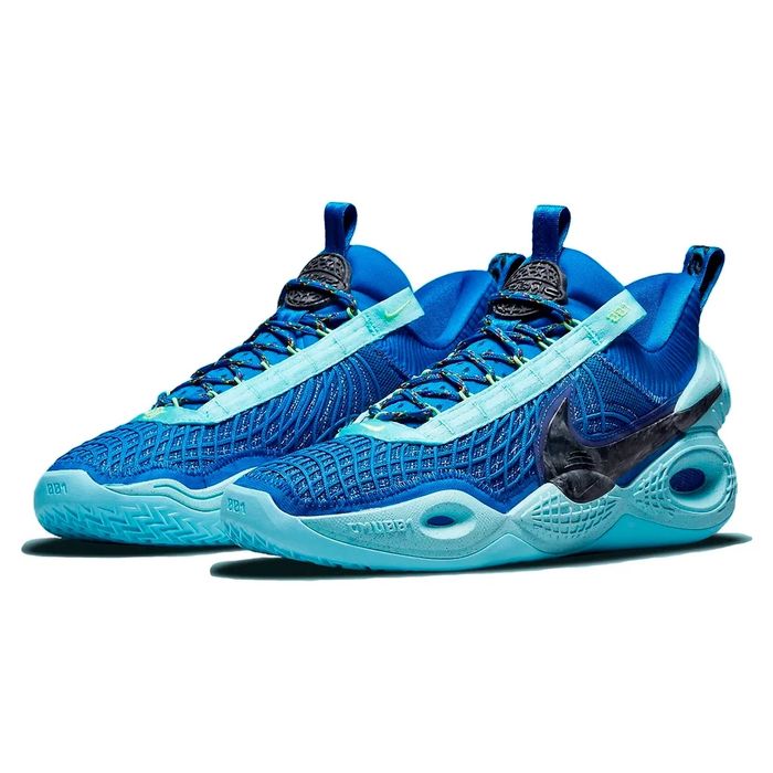 Nike Cosmic Unity