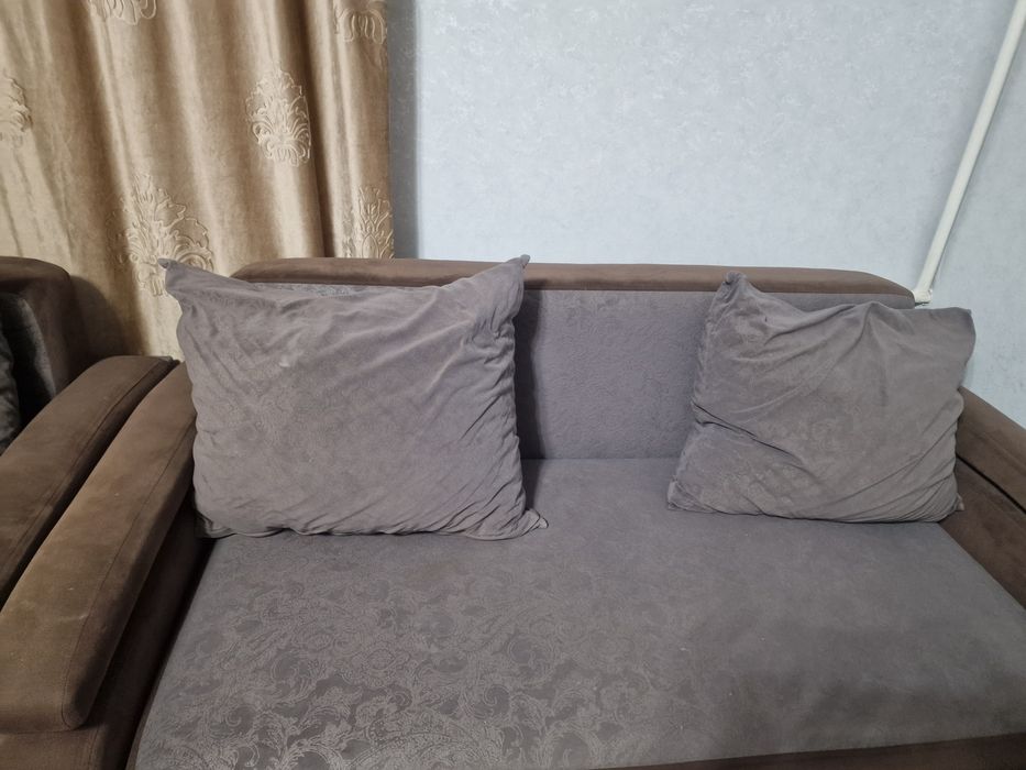 Диван б/у можно по отдельности