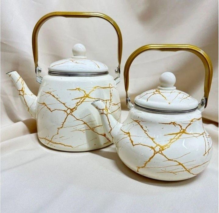 Продам чайники набор