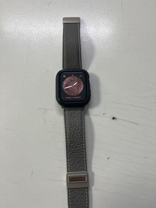 Продам apple watch серия 3