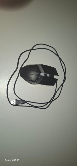 Ноутбук Asus.