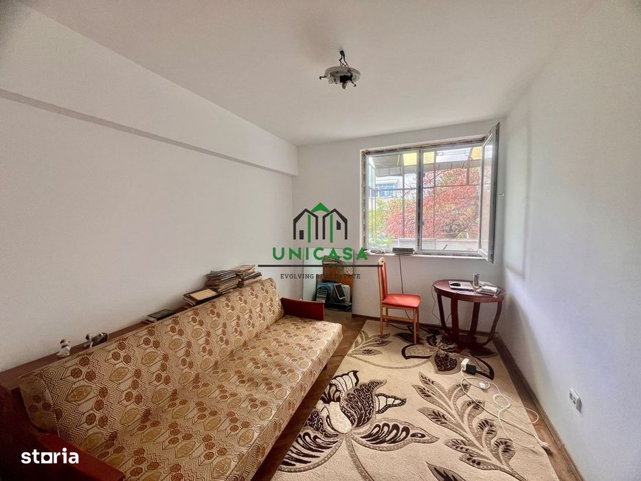 Apartament 4 camere, decomandat/Etaj 4/4 ,Zona Nord