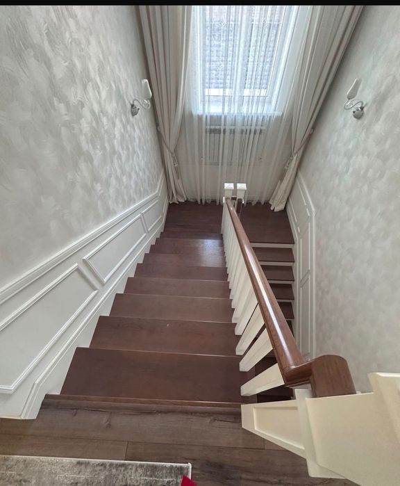 Продаю лестницу в хорошем состоянии