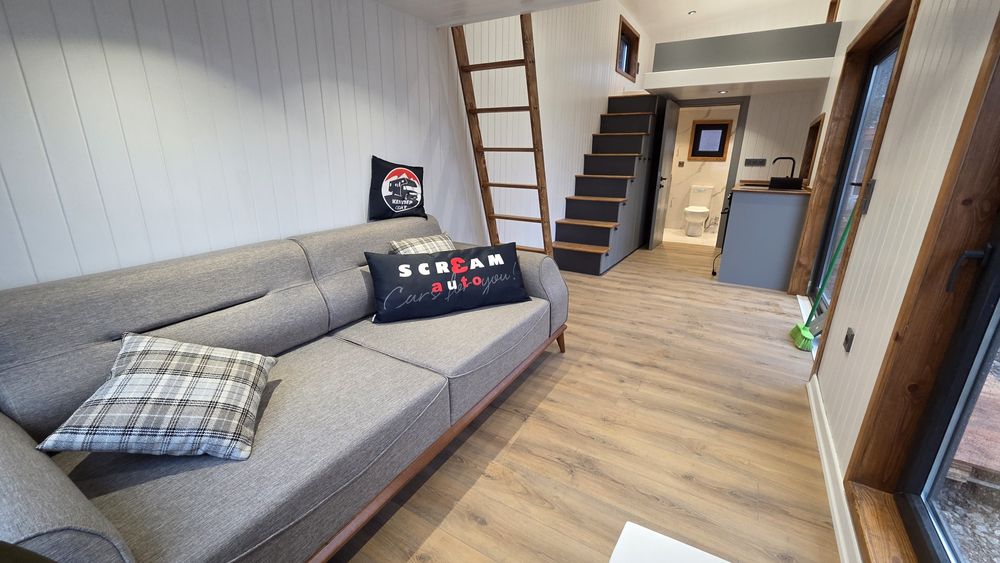 Мобилна къща напълно обзаведена!