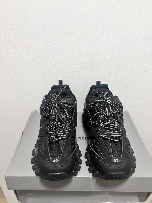 Balenciaga Track Black