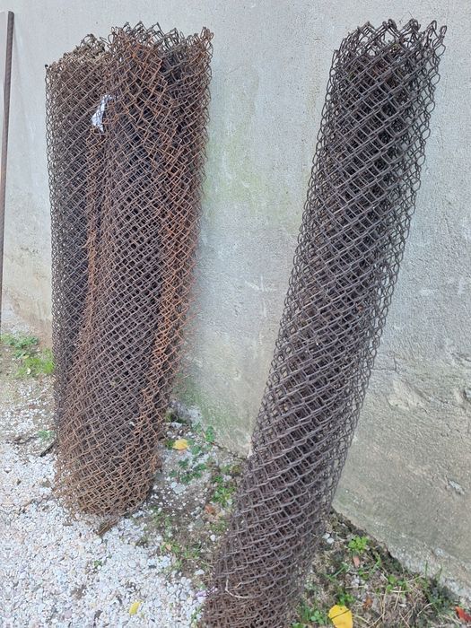 Продавам три бр.мрежа