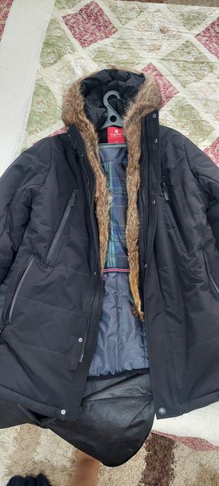 Продам мужской пуховик