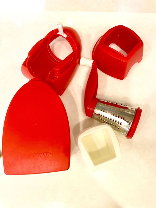 Продам терку Tupperware в идеальном состоянии