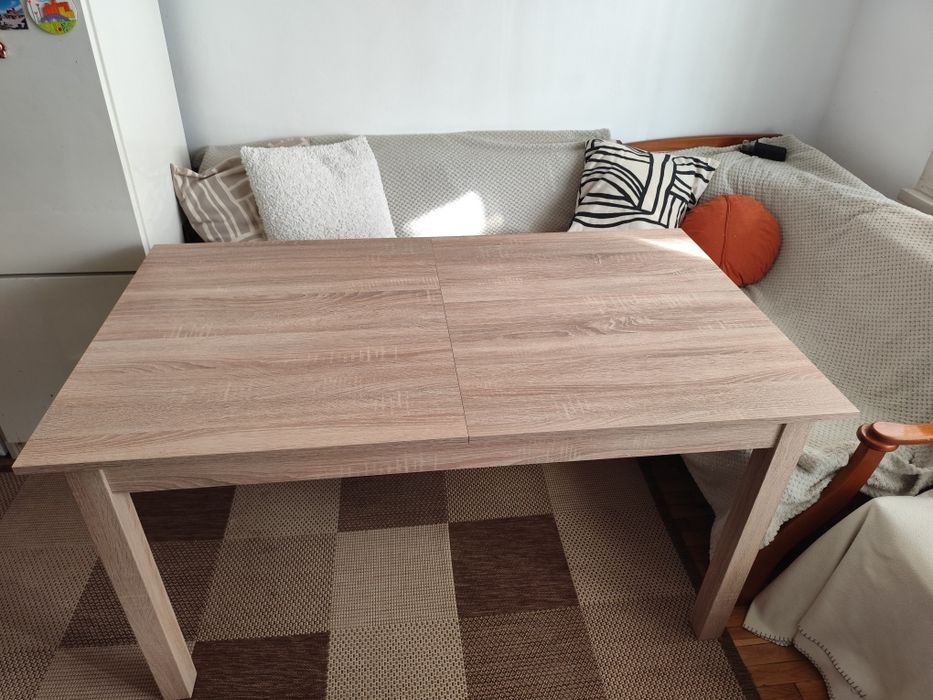 Разтегателна Маса