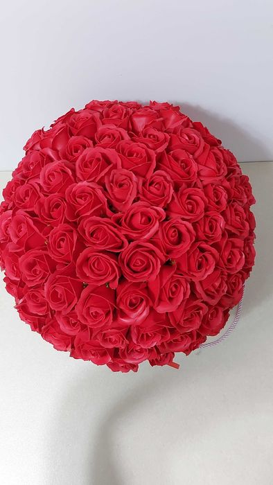 Aranjament 101 TRANDAFIRI + felicitare