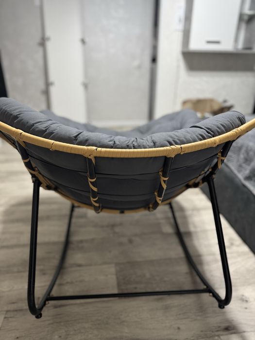 Продам кресло-качалку